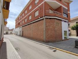 EN VENTA LOCAL EN BRUTO BIEN SITUADO photo 0