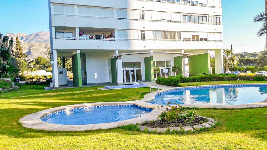 Apartamento en Benidorm con Impresionantes Vistas a los Rascacielos de la Ciudad photo 0