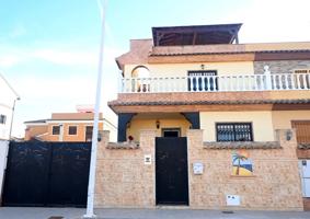 Villa En venta en Almoradí photo 0