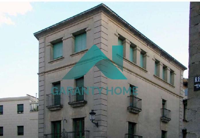 Se vende edificio en zona Pintores photo 0