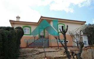 Se vende o alquila chalet en Ceres Golf photo 0