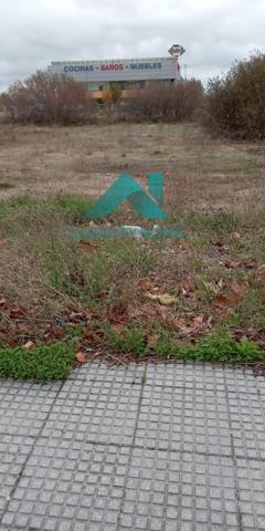 Se vende o alquila Parcela en Malpartida de Caceres photo 0