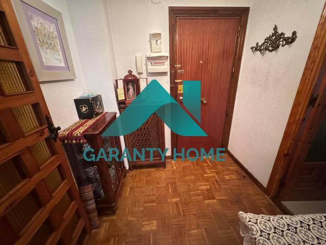 SE VENDE PISO CANOVAS photo 0