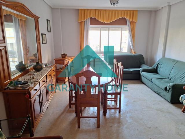 ¡SE VENDE PISO EN LA ZONA EROSKI, CÁCERES! 🏡✨ photo 0