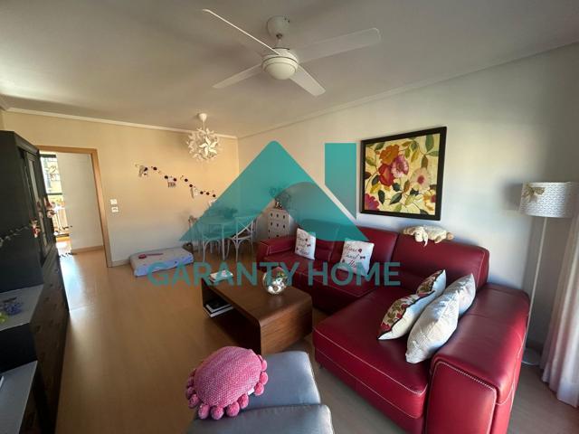 ¡SE VENDE PISO REFORMADO EN ZONA NUEVO CÁCERES! 🏡✨ photo 0
