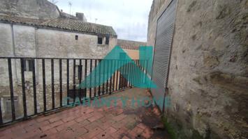 🏠 SE VENDE PISO EN EL CENTRO DE TRUJILLO – GRAN OPORTUNIDAD DE INVERSIÓN photo 0