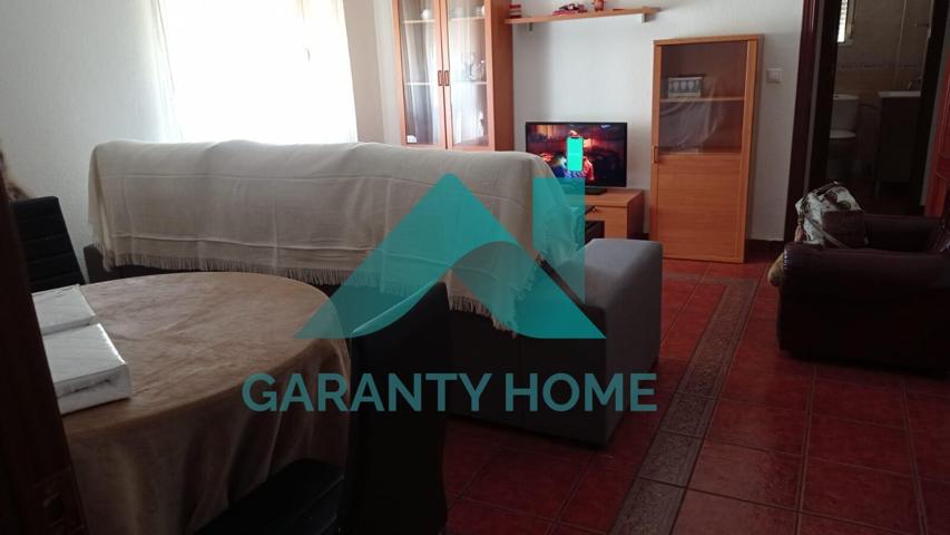 🎓 ¡PISO PARA ESTUDIANTES EN AVENIDA DE CERVANTES! 🏙️📚 DISPONIBLE 3 HABITACIONES photo 0