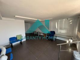🏢 SE ALQUILA LOCAL COMERCIAL REFORMADO – ZONA RODEO, CÁCERES photo 0