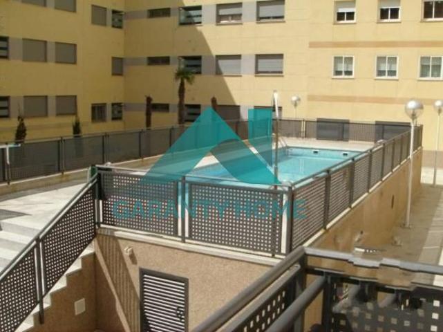 🏡✨ ¡MAGNÍFICO APARTAMENTO EN ZONA PERÚ! CON GARAJE Y PISCINA 🏊‍♂️❄️ photo 0