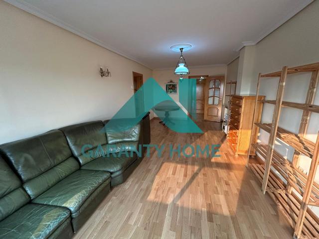 🏡 ¡SE ALQUILA PISO DE ESTUDIANTES EN ZONA OBISPO GALARZA, CÁCERES! 🎓✨ photo 0