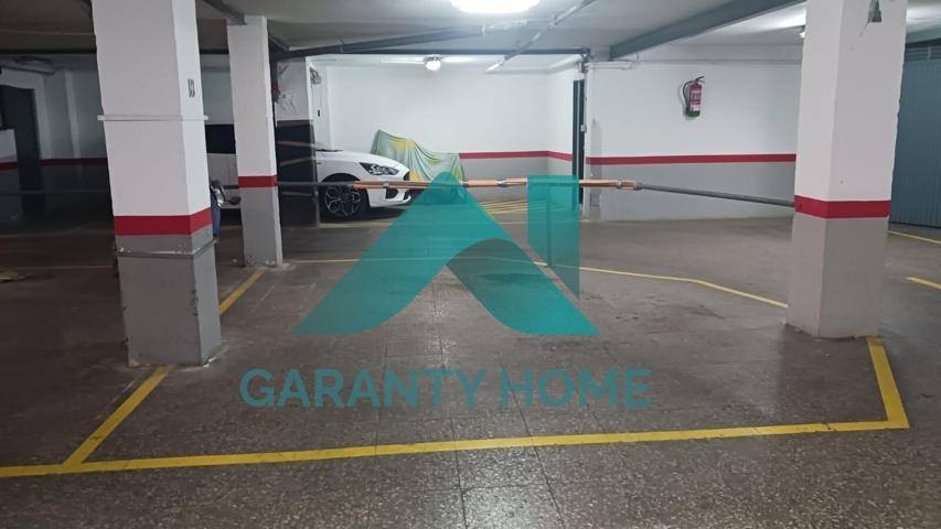 SE VENDE PLAZA DE GARAJE EN ZONA CENTRO (CÁCERES) 🔐 photo 0