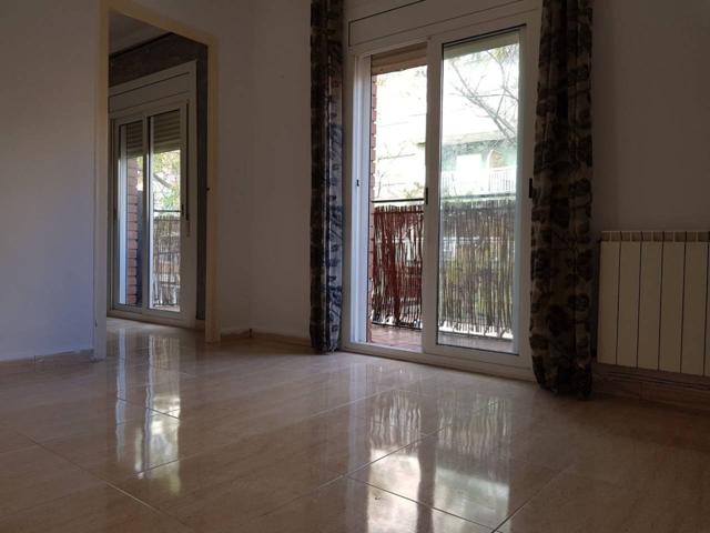 Piso En venta en Barcelona photo 0