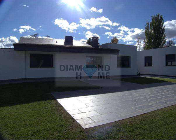 Gran oportunidad! Espectacular Chalet en Villafranca del Castillo photo 0