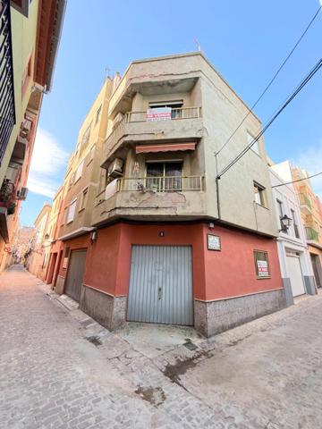 EDIFICIO EN EL CENTRO DE CULLERA photo 0