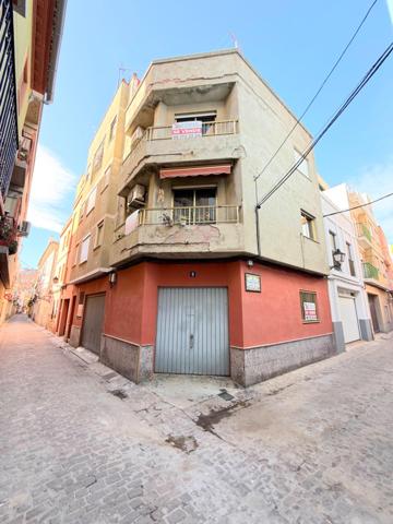 VIVIENDA EN PLENO CENTRO DEL PUEBLO DE CULLERA photo 0