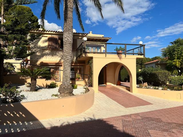 CHALET INDEPENDIENTE ZONA COLOMA photo 0