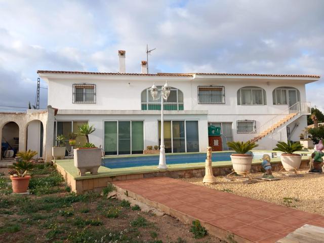 CHALET INDEPENDIENTE EN ALFAZ photo 0