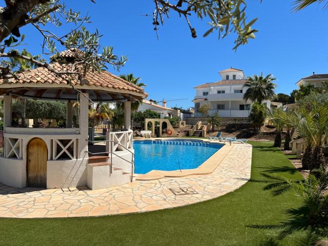 CHALET INDEPENDIENTE EN ALBIR ZONA CENTRICO LLANO photo 0