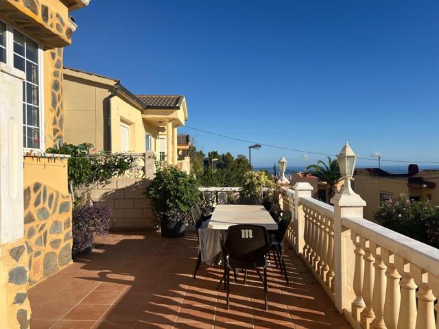 CHALET INDEPENDIENTE EN LA NUCIA photo 0