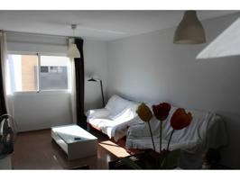 Piso en zona tranquila, con cochera incluida en el precio, luminoso. photo 0