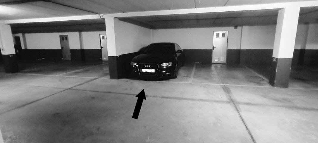 Parking En venta en Vitoria-Gasteiz photo 0