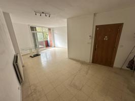 EXCLUSIVO PISO ESSQUINERO CON TERRAZA Y 4 HABITACIONES EN PLAZA ESPAÑA EN SABADELL photo 0