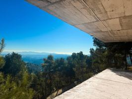 Casa en venta en Castellar del Vallès photo 0