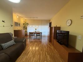 Piso en venta Francesc Macia photo 0