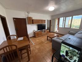 OPORTUNIDAD EN SABADELL SUR – LISTO PARA ENTRAR A VIVIR! photo 0