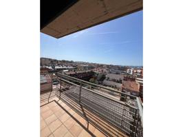 Piso en venta en Eixample-Sant Oleguer(08203) photo 0