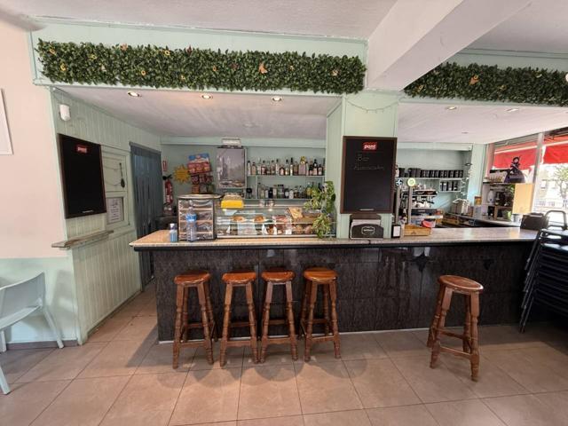 Local en venta en Els Merinals photo 0