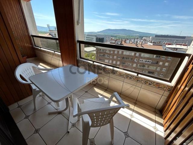 Piso En alquiler en Pamplona - Iruña photo 0
