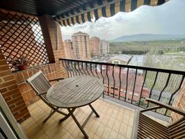 Piso En alquiler en Pamplona - Iruña photo 0