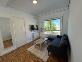 Piso En alquiler en Pamplona - Iruña photo 0