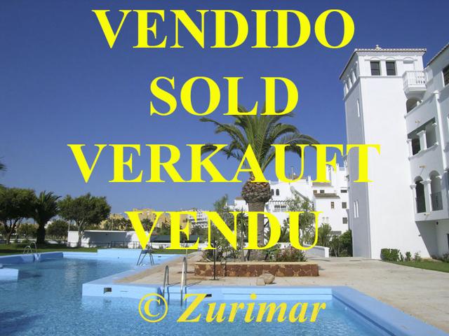 Piso En venta en Roquetas de Mar photo 0
