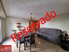 Piso de 4 hab en zona centro Picassent photo 0