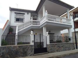 Villa En venta en Fuente Vaqueros photo 0