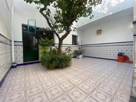 Casa con Piso en venta Don Benito photo 0