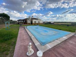 Chalet en venta Don Benito photo 0