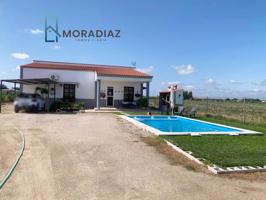 Chalet en venta Don Benito photo 0