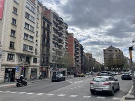 Local En venta en L'Antiga Esquerra De L'Eixample, Barcelona photo 0