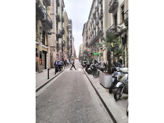 Piso En venta en Barri Gòtic, Barcelona photo 0