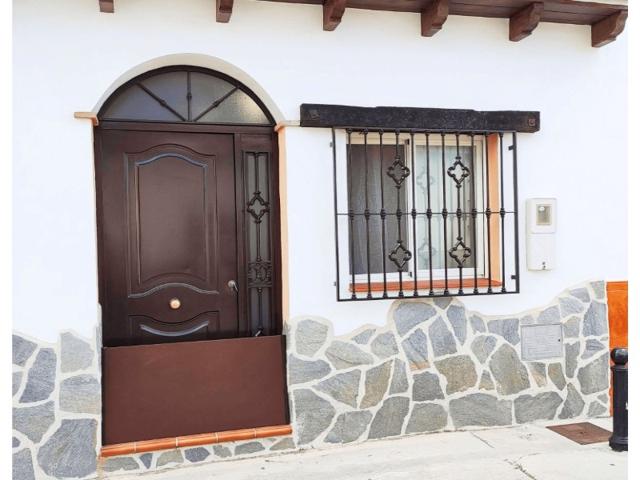 Piso En venta en Cómpeta photo 0