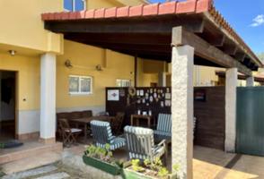 Multifamiliar En venta en Cantabrico. 15623, Ares (la Coruña), Ares photo 0