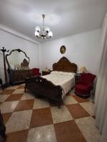 Piso en venta en Fuente Encarroz de 109 m2 photo 0