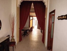 Casa - Chalet en venta en Benigánim de 240 m2 photo 0