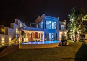 Exclusiva casa de obra nueva con piscina exterior, piscina interior y vistas al mar photo 0