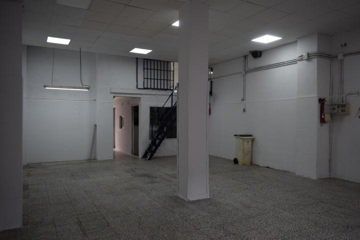 Local comercial en Avda Andalucía ( plaza Moguer) photo 0