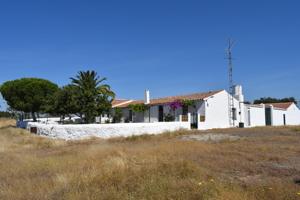 Cortijo en venta Villanueva de los Castillejos photo 0
