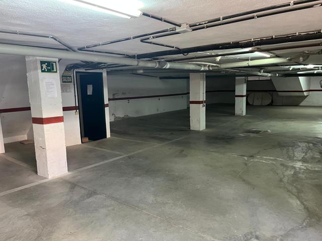 🚗 ¡Oportunidad de inversión en Punta Umbría! Plazas de garaje en venta junto a la Calle Ancha 🚗 photo 0